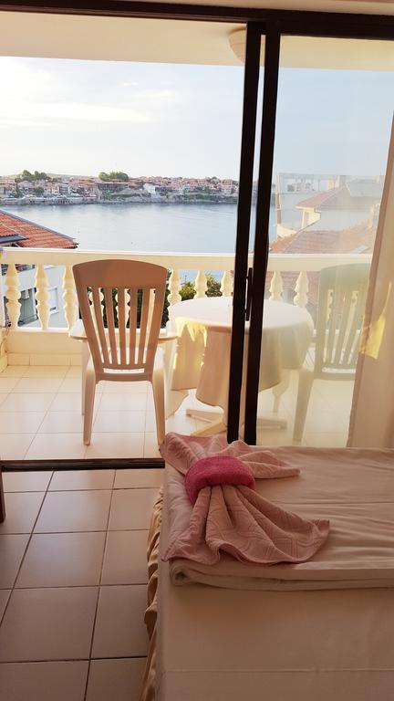 Къща За Гости Мариана Sozopol Esterno foto